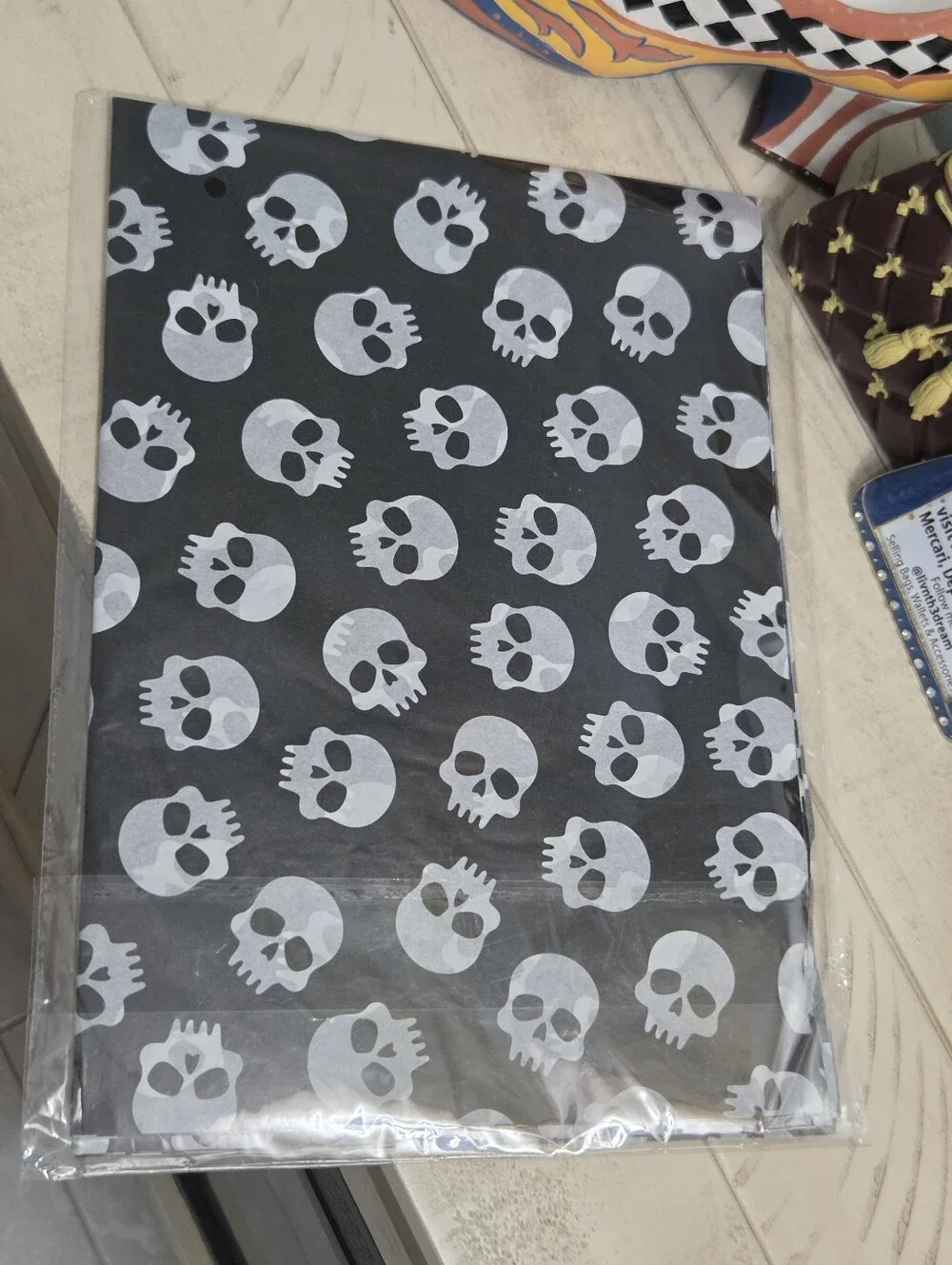 Spooky Skull Gift Wrapping Paper - 15 Flat Sheets (50cm x 70cm)NWT